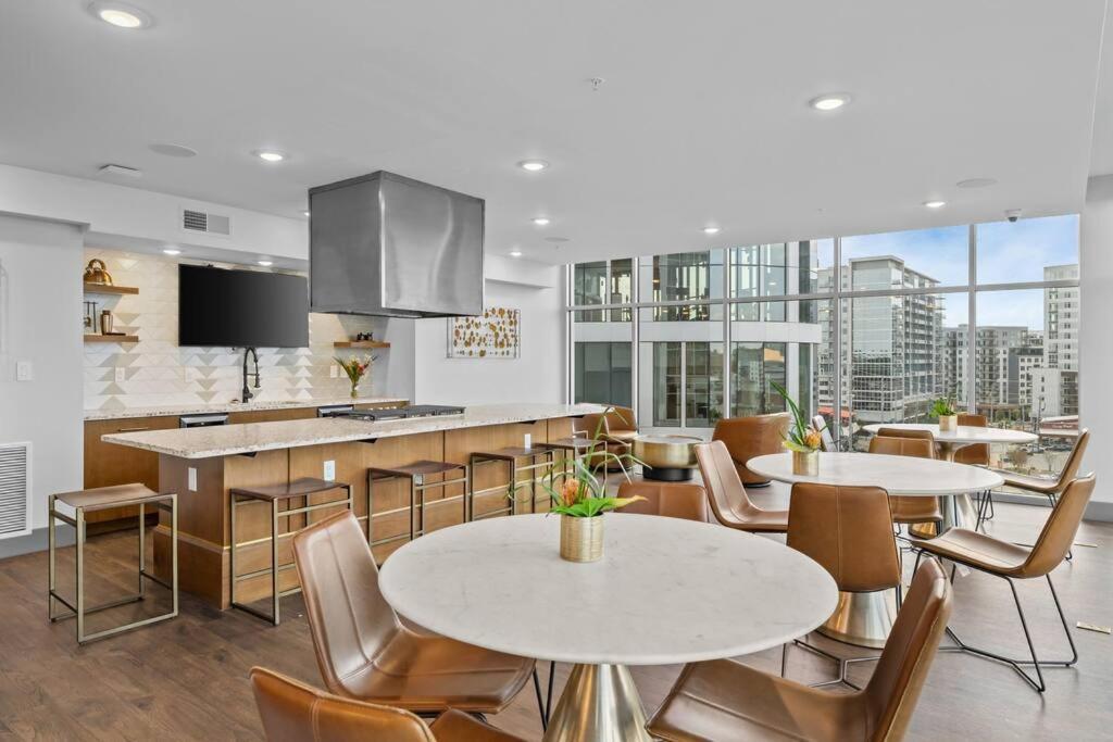 Beverly Hills Suite Penthouse The Gulch Нэшвилл Экстерьер фото